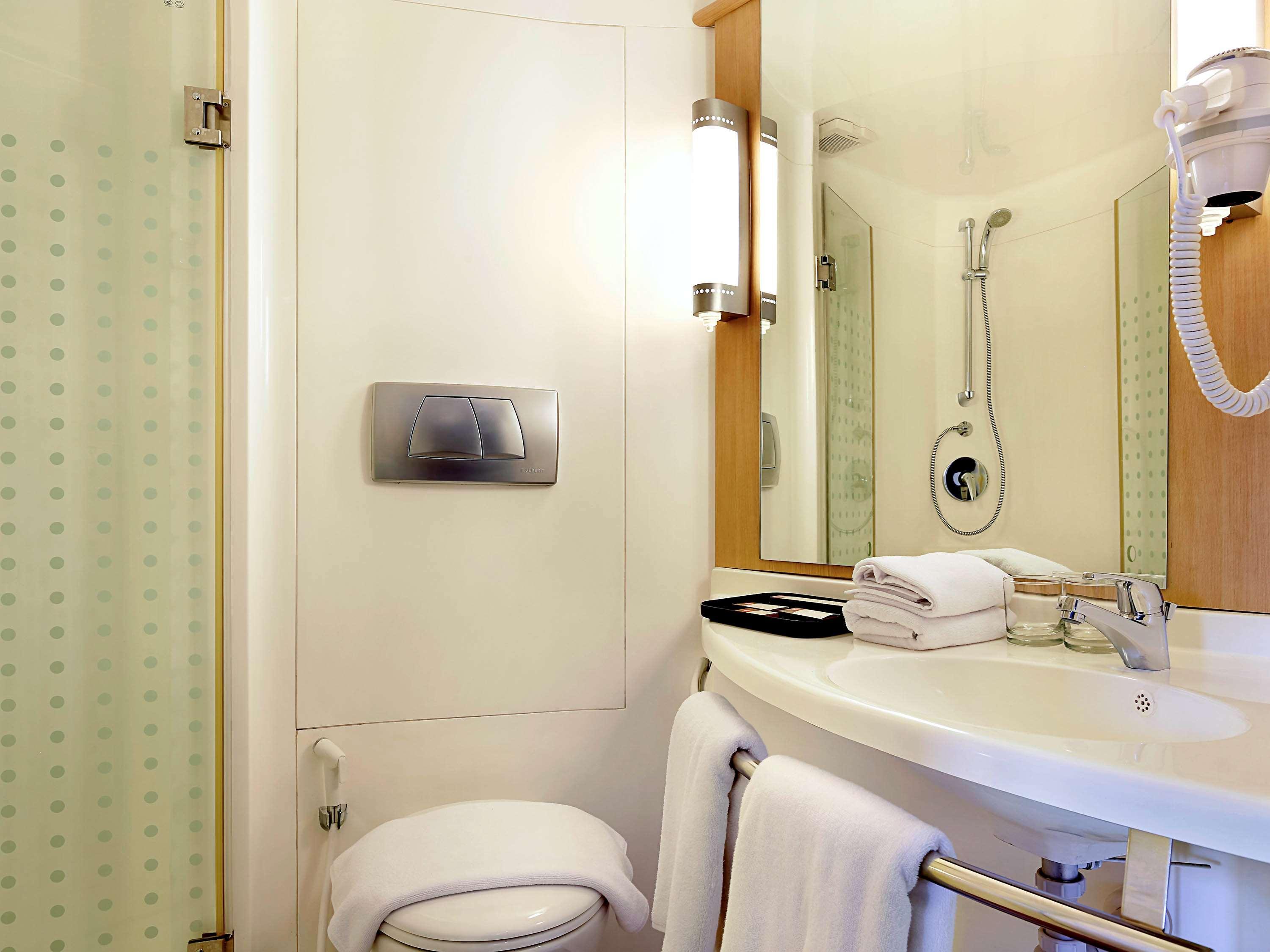 Отель Ibis Bali Legian Street Экстерьер фото