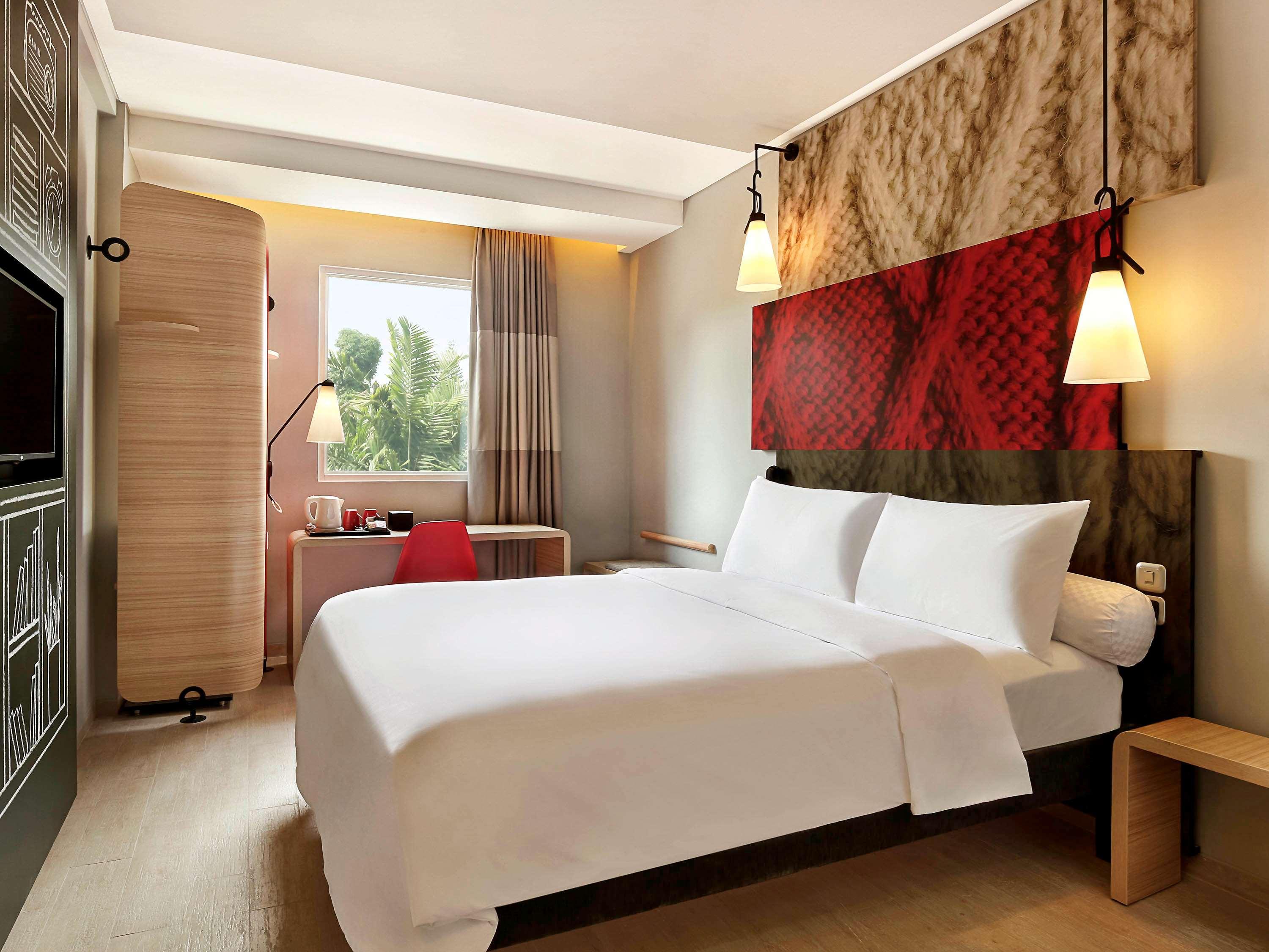 Отель Ibis Bali Legian Street Экстерьер фото